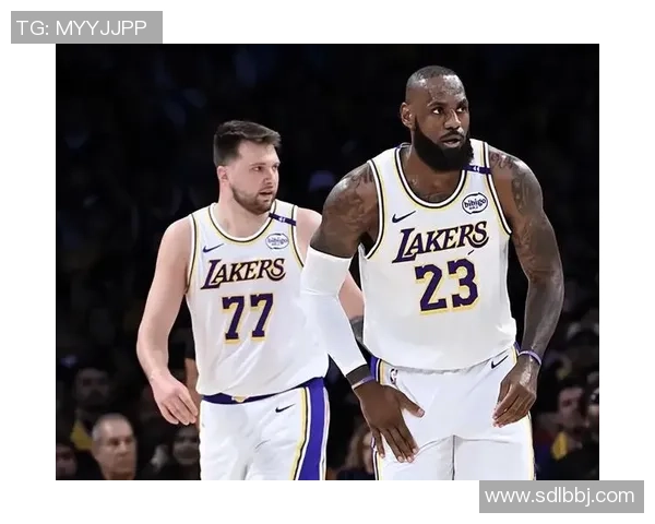 2012年湖人与掘金季后赛激战回顾：经典对决与传奇时刻的重温