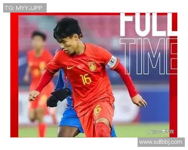 中国国足精彩表现以三比零战胜韩国队展现强大实力与团队合作精神