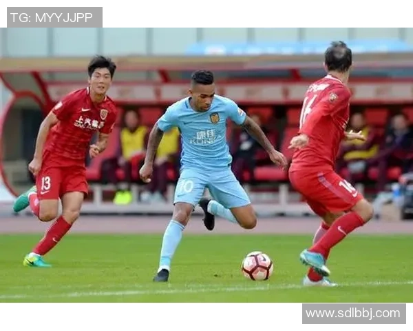 墨尔本城与墨胜利2018赛季精彩对决回顾与分析