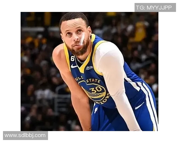 库里三分大赛决赛狂轰20球创历史纪录展现无与伦比的投篮天赋