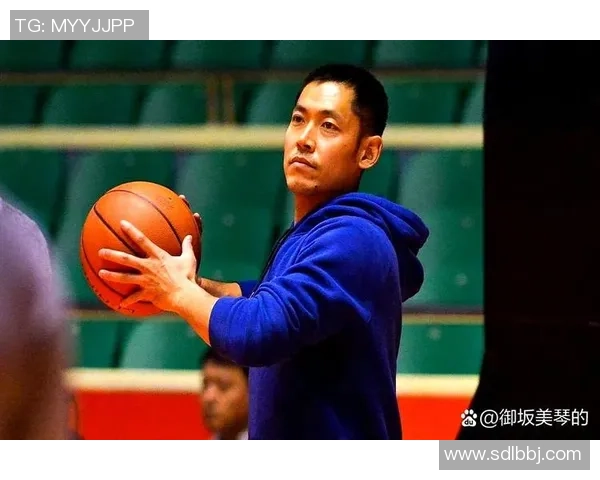 张庆鹏：从篮球场上的传奇到人生舞台的精彩转身