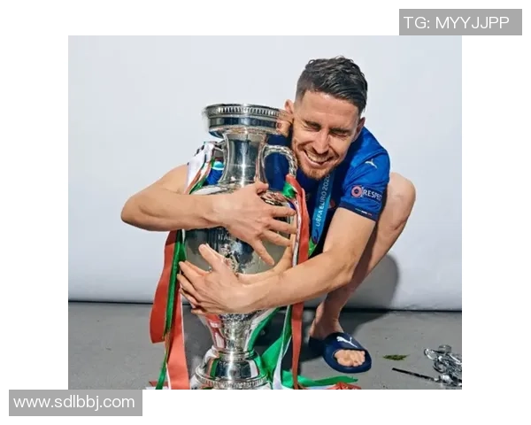 格雷茨卡:从青涩小将到德国足球中场核心的蜕变之路 格雷茨卡:从青涩小将到德国足球中场核心的蜕变之路